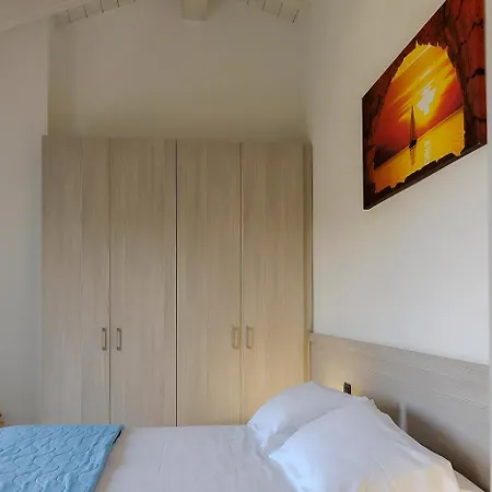 Apartman I Fiori Del Laveno
